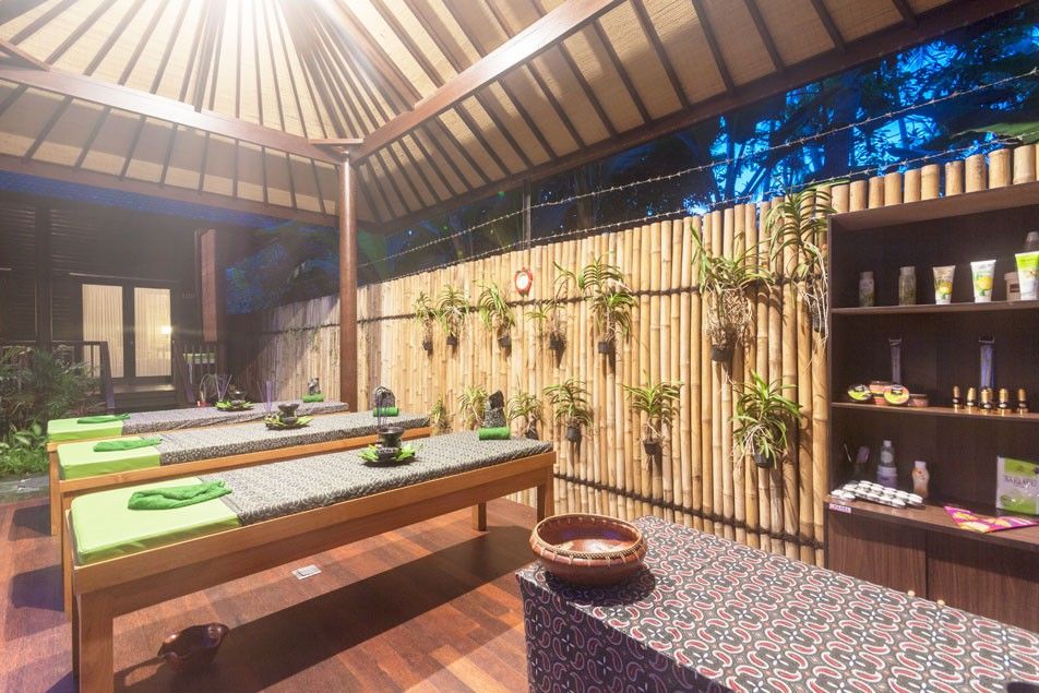 Coconut Boutique Resort Senggigi Exterior photo